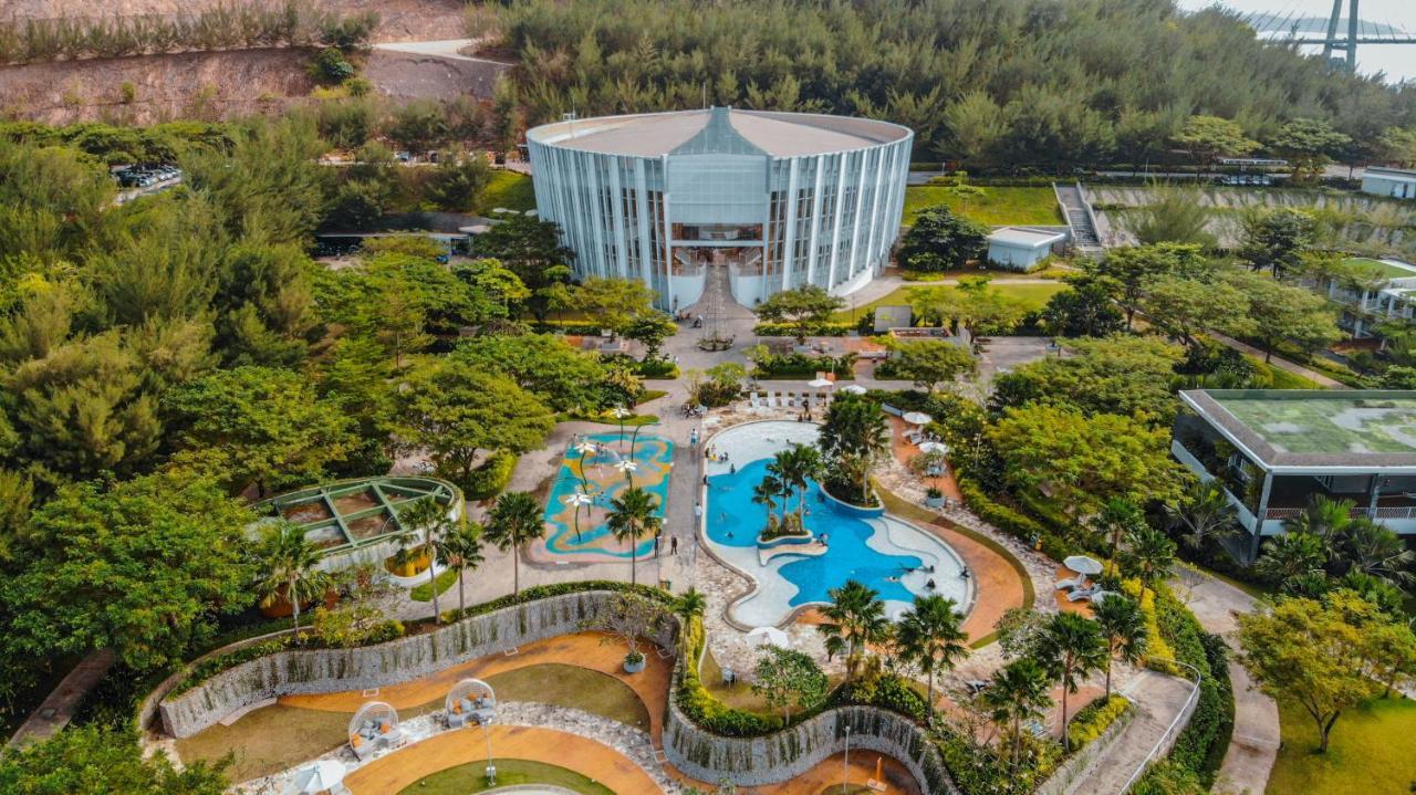 Harris Resort Barelang Batam Sagulung Extérieur photo